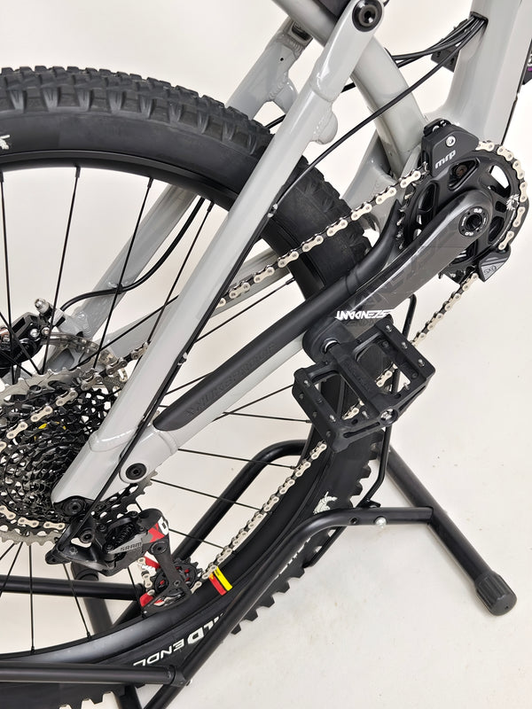 Nukeproof Mega 275 RS X01 Eagle CARBON / M-L / RRP: £5,299.99 / Very Good Condition