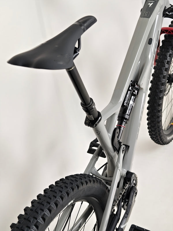 Nukeproof Mega 275 RS X01 Eagle CARBON / M-L / RRP: £5,299.99 / Very Good Condition