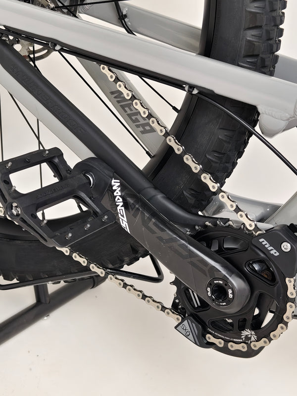 Nukeproof Mega 275 RS X01 Eagle CARBON / M-L / RRP: £5,299.99 / Very Good Condition