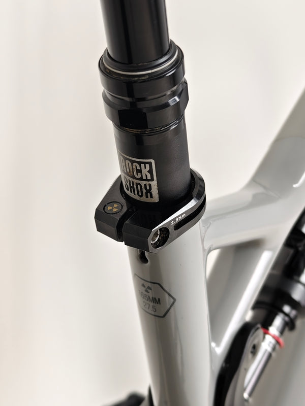 Nukeproof Mega 275 RS X01 Eagle CARBON / M-L / RRP: £5,299.99 / Very Good Condition