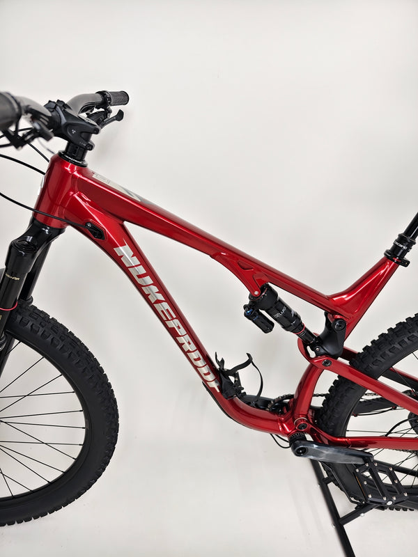 Nukeproof Reactor 290 PRO at eMado Bikes