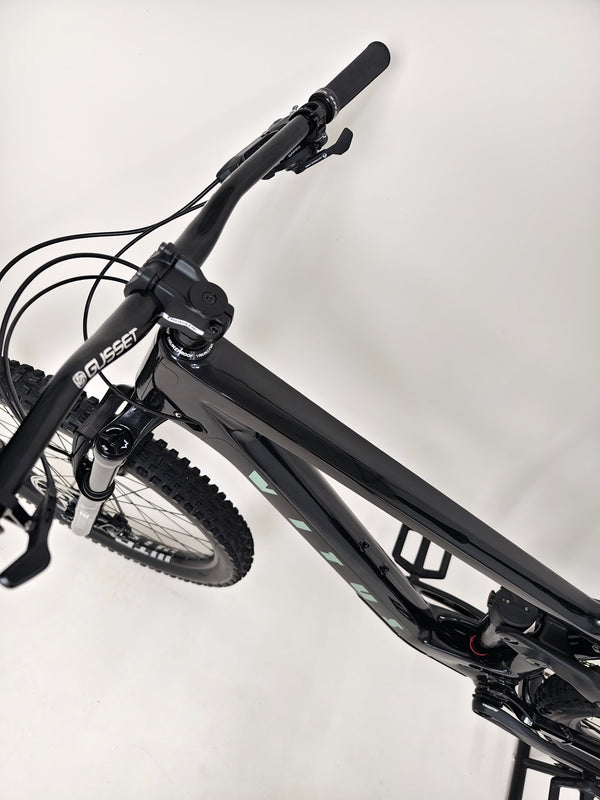 Vitus Escarpe 275 2023 CARBON / LARGE / RRP: £2,599.99 / Very Good Condition!