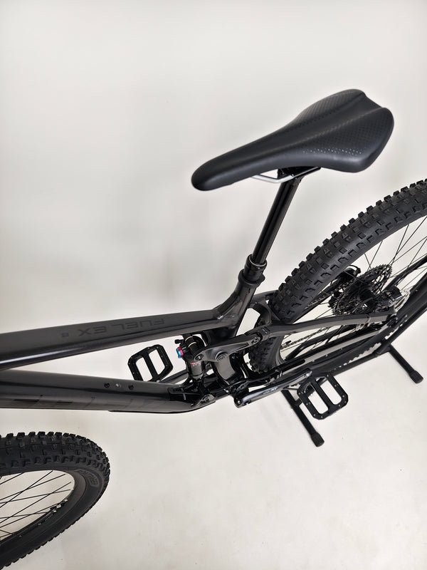 Trek Fuel EX 8 XT / MEDIUM / RRP: £3,450.00 / Very Good Condition