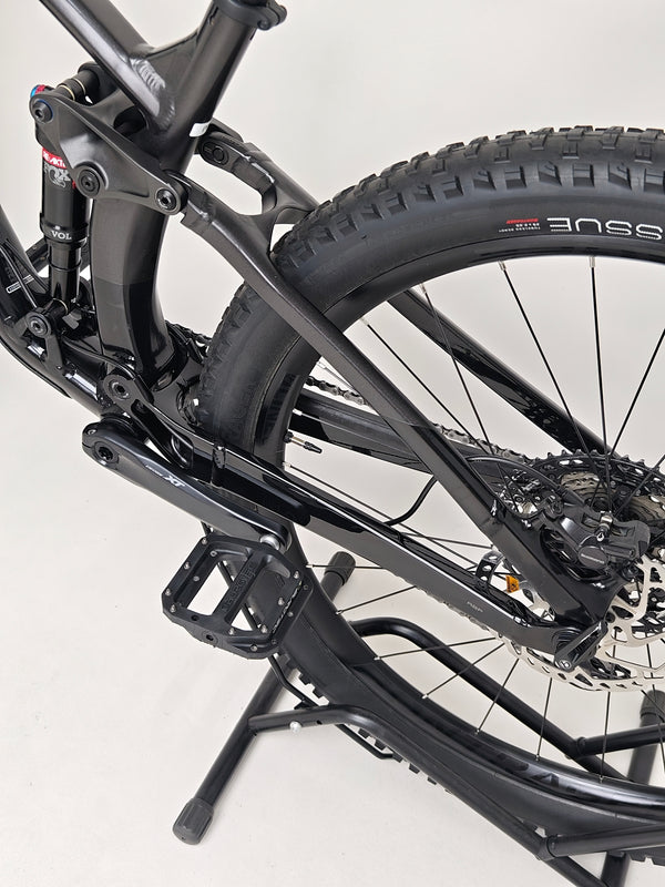 Trek Fuel EX 8 XT / MEDIUM / RRP: £3,450.00 / Very Good Condition