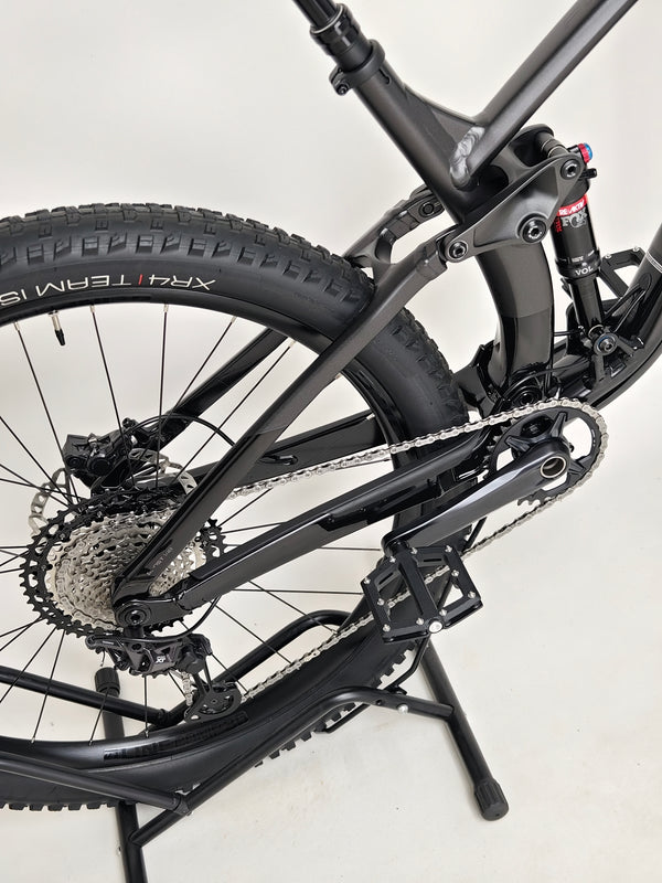 Trek Fuel EX 8 XT / LARGE / RRP: £3,450.00 / Excellent Condition!