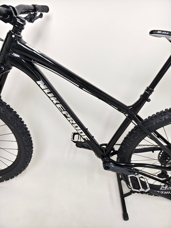 Nukeproof Scout 275 RS 2023 / LARGE / RRP: £2,999.99 / Very Good Condition!