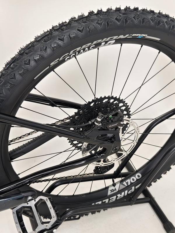 Nukeproof Scout 275 RS 2023 / LARGE / RRP: £2,999.99 / Very Good Condition!