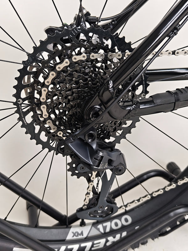 Nukeproof Scout 275 RS 2023 / LARGE / RRP: £2,999.99 / Very Good Condition!