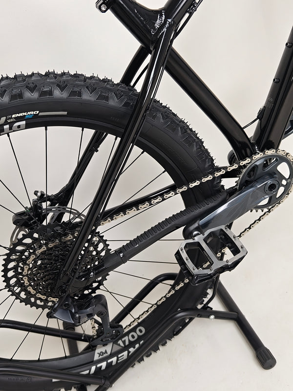 Nukeproof Scout 275 RS 2023 / LARGE / RRP: £2,999.99 / Very Good Condition!