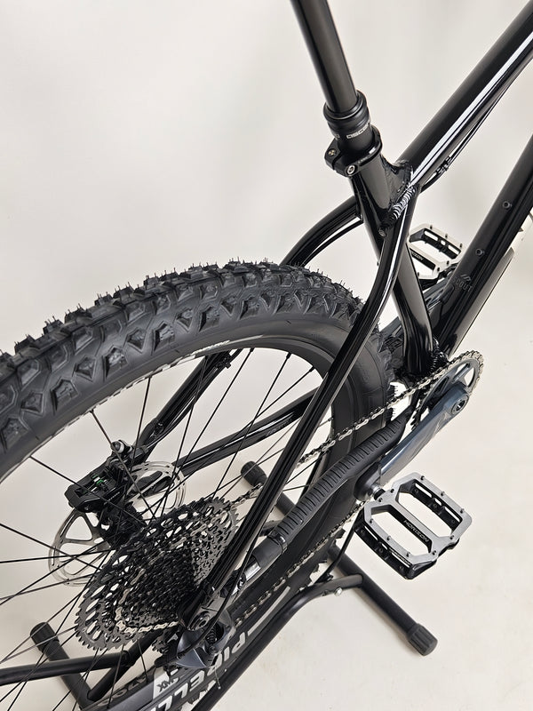 Nukeproof Scout 275 RS 2023 / LARGE / RRP: £2,999.99 / Very Good Condition!