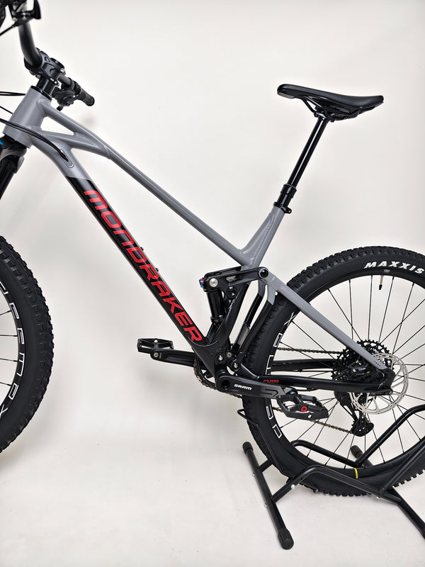 Mondraker Foxy 29 2023 / LARGE / RRP: £3,899.00 / Excellent Condition