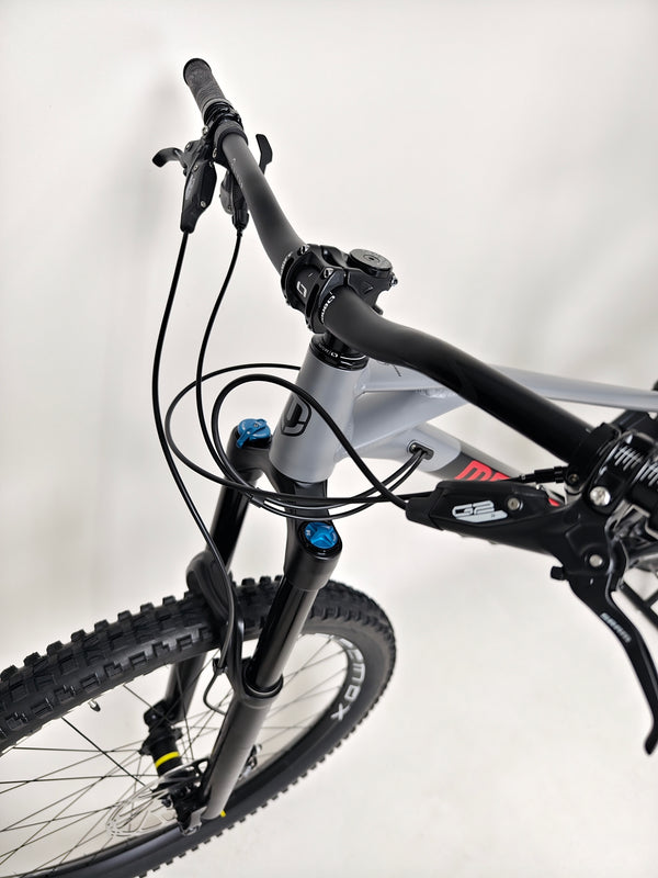 Mondraker Foxy 29 2023 / LARGE / RRP: £3,899.00 / Excellent Condition