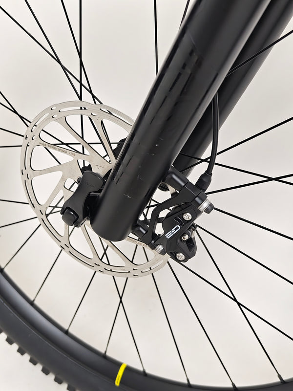 Mondraker Foxy 29 2023 / LARGE / RRP: £3,899.00 / Excellent Condition