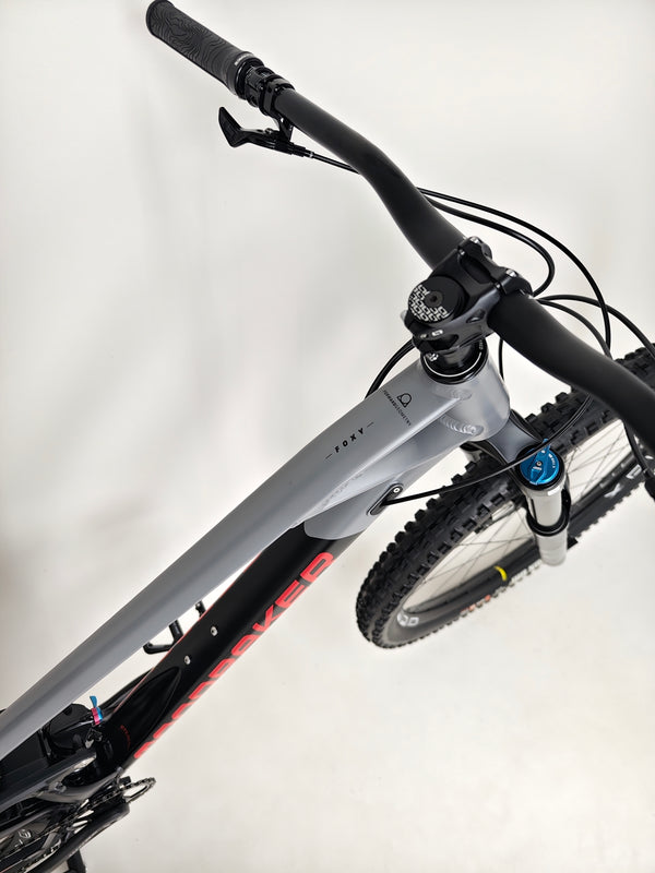 Mondraker Foxy 29 2023 / LARGE / RRP: £3,899.00 / Excellent Condition