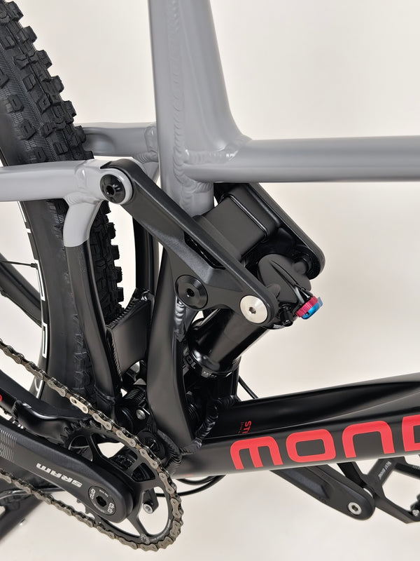 Mondraker Foxy 29 2023 / LARGE / RRP: £3,899.00 / Excellent Condition