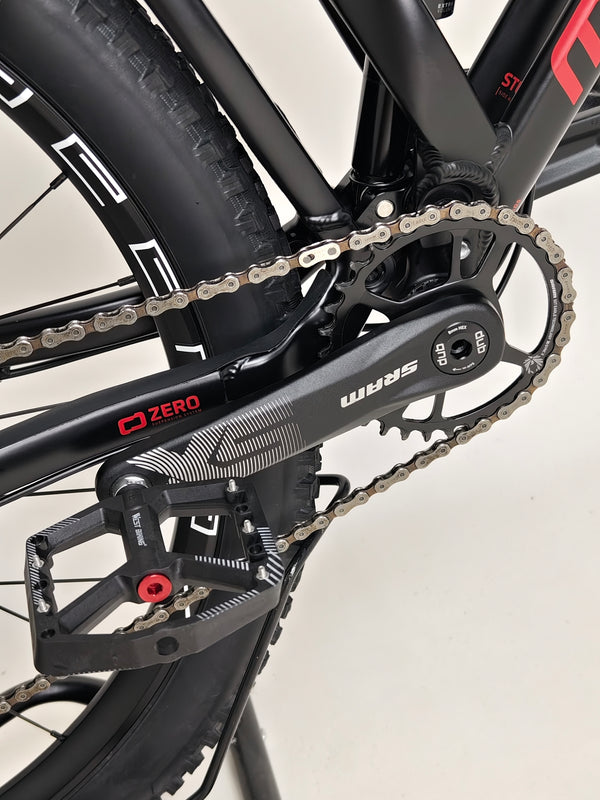 Mondraker Foxy 29 2023 / LARGE / RRP: £3,899.00 / Excellent Condition