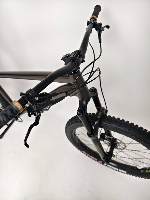 Whyte 901 V5 2024 / LARGE / RRP: £1,850.00 / Excellent Condition!