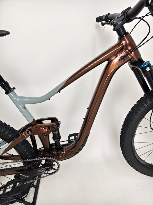 Giant Trance X 2 2023 / LARGE / RRP: £3,599 / Very Good Condition!