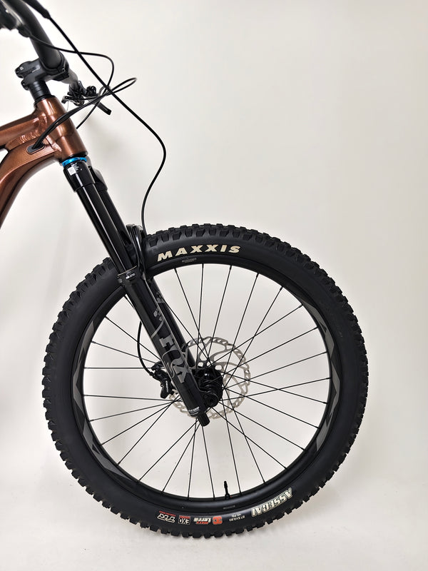 Giant Trance X 2 2023 / LARGE / RRP: £3,599 / Very Good Condition!