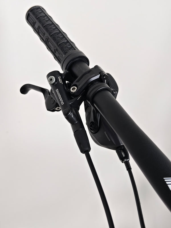 Trek Remedy 8 2023 / LARGE / RRP: £3,450.00 / Very Good Condition