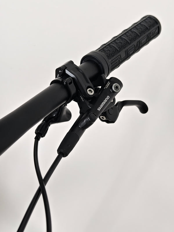 Trek Remedy 8 2023 / LARGE / RRP: £3,450.00 / Very Good Condition