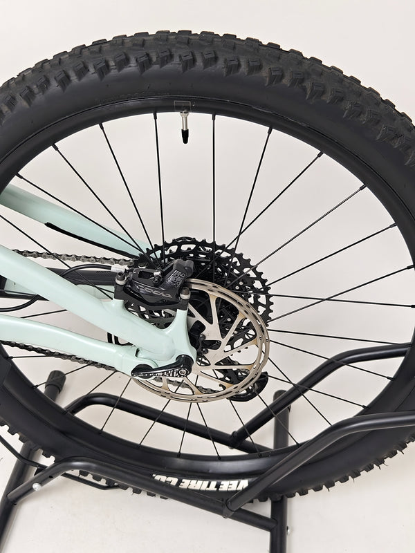 Specialized Status 160/ LARGE (S4) / RRP: £2,900.00 / Very Good