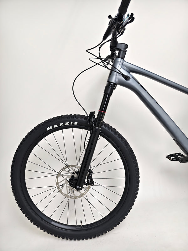 Scott Ransom 930 2023 Enduro Bike in Excellent Condition, focusing on the rear derailleur and gear setup.