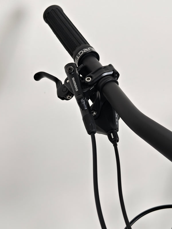 Giant Anthem Advanced Pro 29 2 2023 CARBON/ MEDIUM / RRP: £ £4,999.00 / Very Good Condition