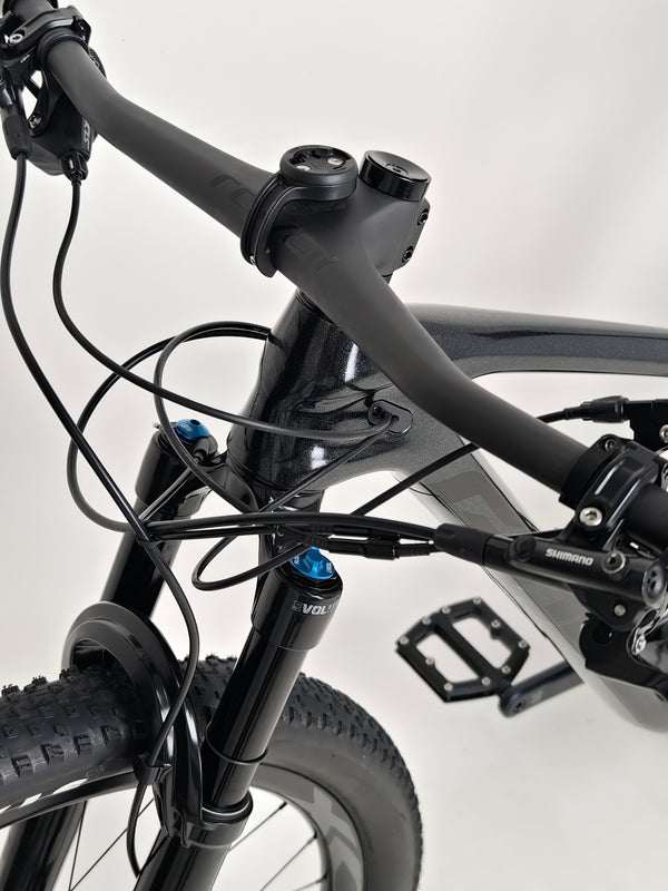 Giant Anthem Advanced Pro 29 2 2023 CARBON/ MEDIUM / RRP: £ £4,999.00 / Very Good Condition