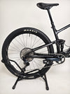 Giant Anthem Advanced Pro 29 2 2023 CARBON bike preparing for a thrilling downhill ride.