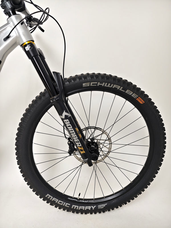 Transition Spire Alloy NX 2022/ MEDIUM / RRP: £4,299.00 / Very Good Condition