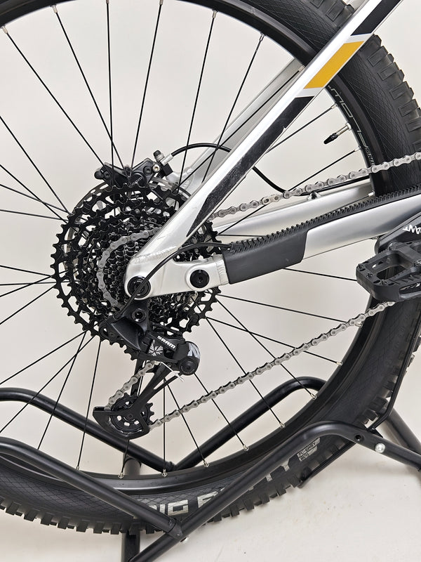 Transition Spire Alloy NX 2022/ MEDIUM / RRP: £4,299.00 / Very Good Condition