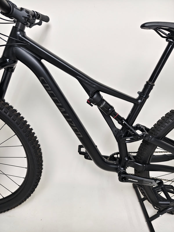 Specialized Stumpjumper Alloy 2023/ MEDIUM / UPGRADED / RRP: £2,250.00 / Excellent