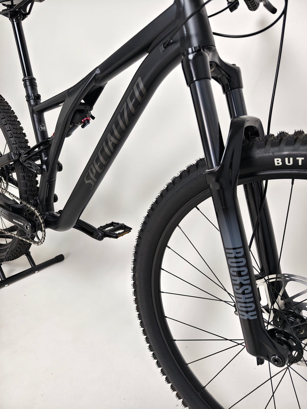 Specialized Stumpjumper Alloy 2023/ MEDIUM / UPGRADED / RRP: £2,250.00 / Excellent