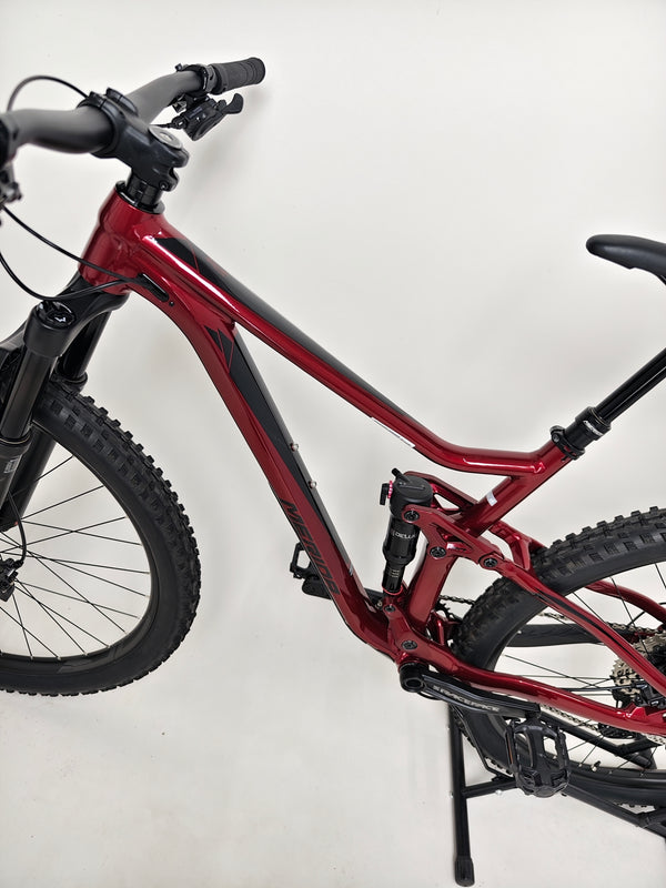 Angled view of the Merida One-Twenty 600 29 2023 mountain bike highlighting its aggressive geometry.