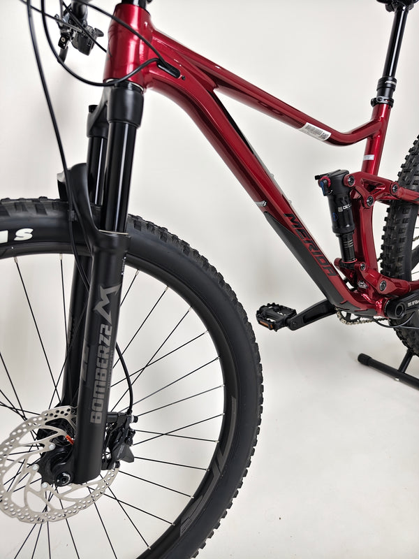 Top-down view of the Merida One-Twenty 600 29 2023 mountain bike, emphasizing handlebars and cockpit layout.