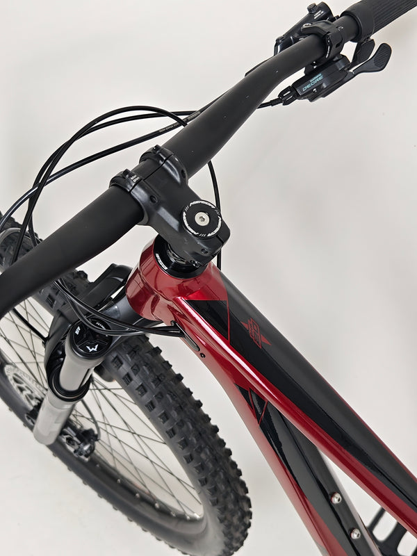 Detailed shot of the Merida One-Twenty 600 29 2023 mountain bike's bottom bracket.