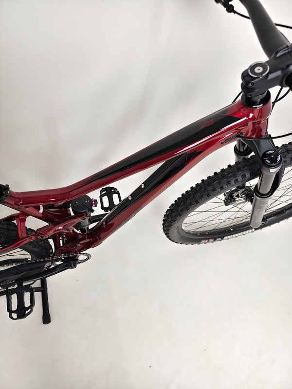 Detailed image of the rear triangle of the Merida One-Twenty 600 29 2023 mountain bike.
