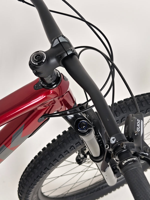 Trek Remedy 7 2022/ LARGE / RRP: £2,750.00 / Very Good Condition