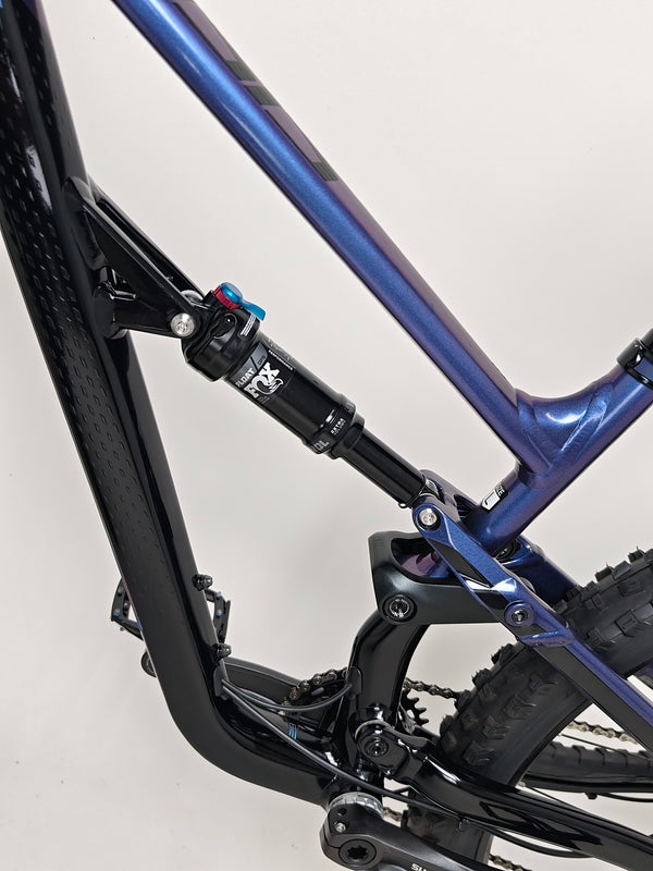 Polygon Siskiu T8 2023 Full Suspension / LARGE / RRP: £2,400.00 / Very Good Condition