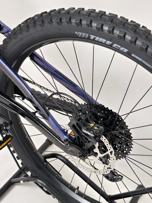 Polygon Siskiu T8 2023 Full Suspension / LARGE / RRP: £2,400.00 / Very Good Condition