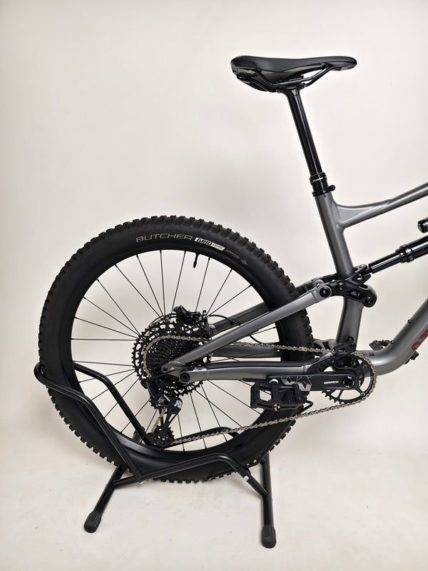 Specialized Status 160/ LARGE (S4) / RRP: £2,900.00 / Excellent Condition