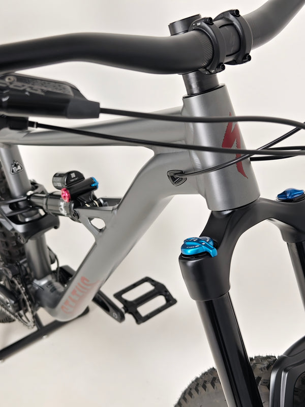 Specialized Status 160/ LARGE (S4) / RRP: £2,900.00 / Excellent Condition