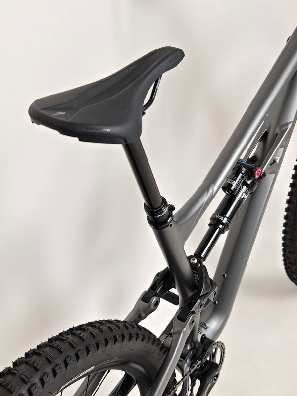 Specialized Status 160/ LARGE (S4) / RRP: £2,900.00 / Excellent Condition