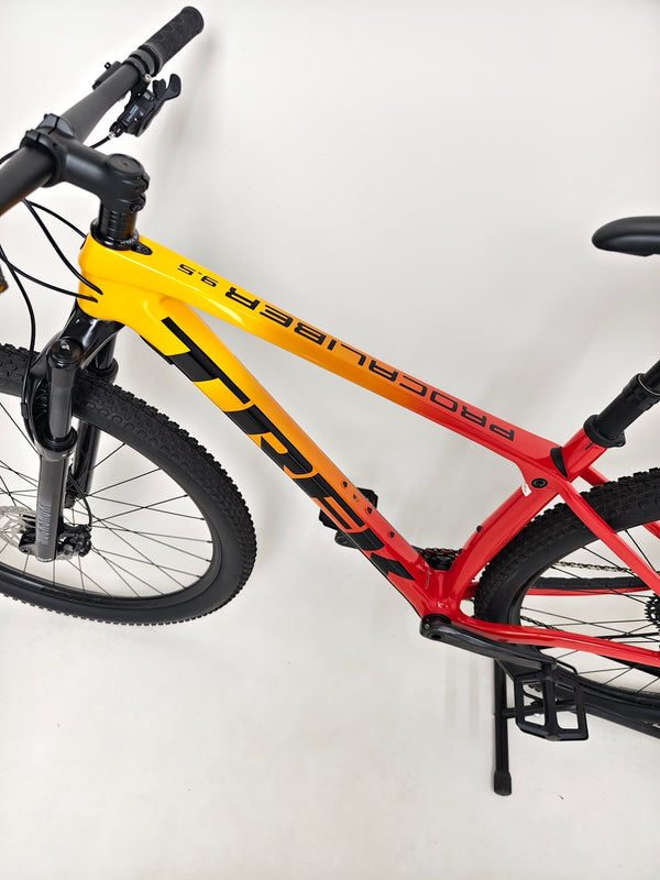 Trek Procaliber 9.5 Carbon/ MEDIUM- LARGE / RRP:£1,600.00 / Very Good Condition