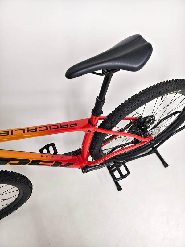 Trek Procaliber 9.5 Carbon/ MEDIUM- LARGE / RRP:£1,600.00 / Very Good Condition