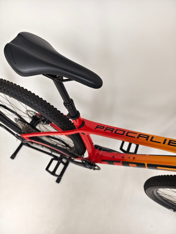 Trek Procaliber 9.5 Carbon/ MEDIUM- LARGE / RRP:£1,600.00 / Very Good Condition