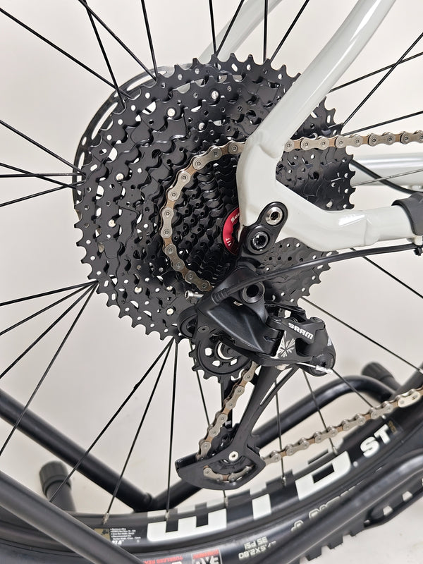 Whyte 905 V4 2023/ LARGE / RRP: £2,099.00 / Excellent Condition!