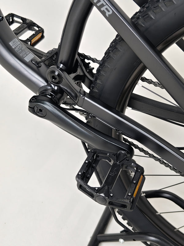 Final detailed image of the 2025 Boardman MTR 8.8 UPGRADED bike.