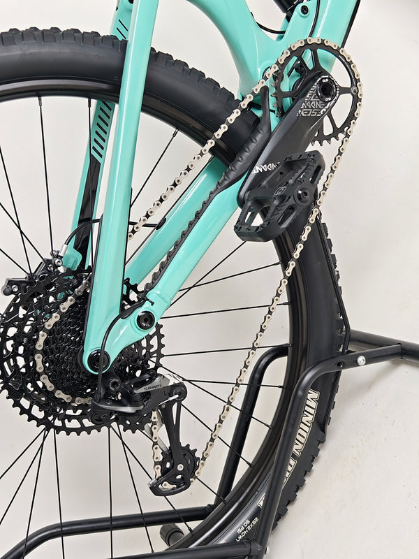 Close-up shot of the bike's rear suspension system on GT Sensor Carbon Pro LE 2024, highlighting performance features.